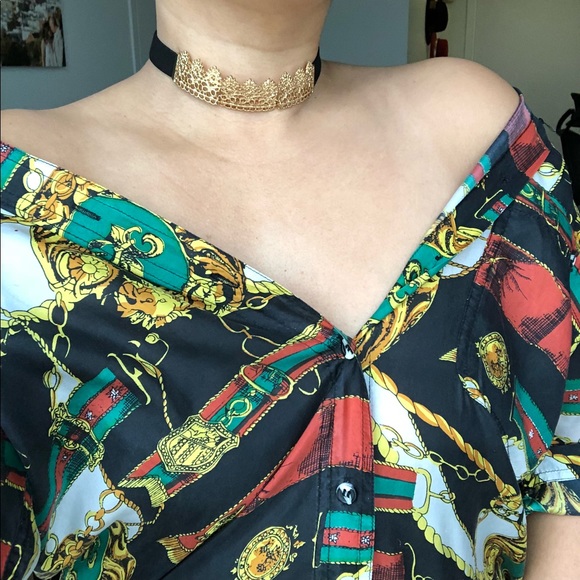 NWOT: Black Choker with Gold Detail - Picture 5 of 5